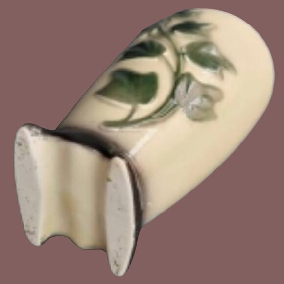 Vintage 1950s Royal Copely Cream and Black "Ivy" Footed 7" Vase - Picture 4 of 5